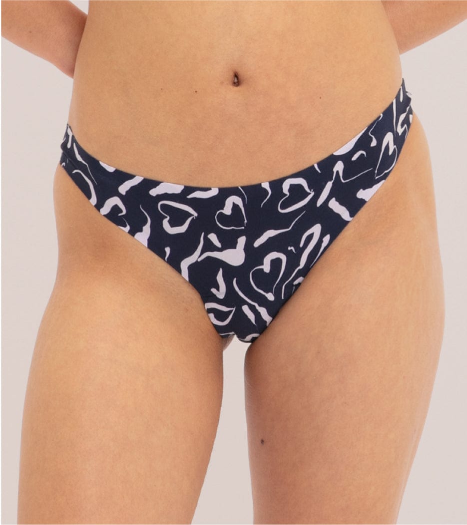 Invisible Brazilian - Recyceltes Nylon - Abstract pink